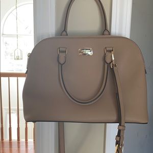 Michael kors tan bag